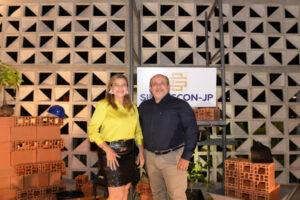 21-fotor-20241206224619