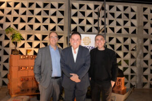 42-fotor-202412062318